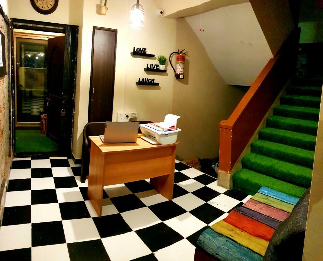 Bombay Backpackers Kolkata Hostel ภายนอก รูปภาพ